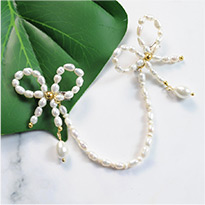 2086 Pearl Beads Bowknot Brooch